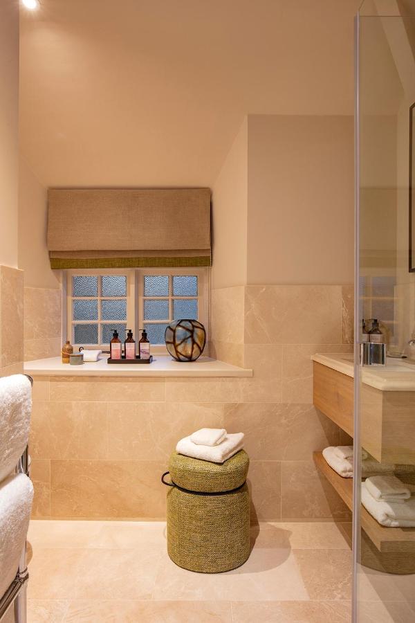 Falcon Hotel Towcester Esterno foto