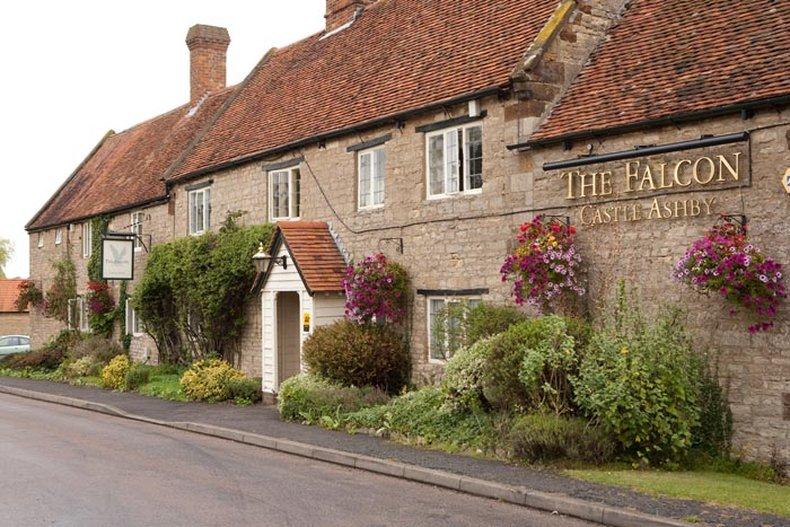 Falcon Hotel Towcester Esterno foto